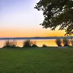 Apartament Helle In Seenaehe Berg am Starnberger See